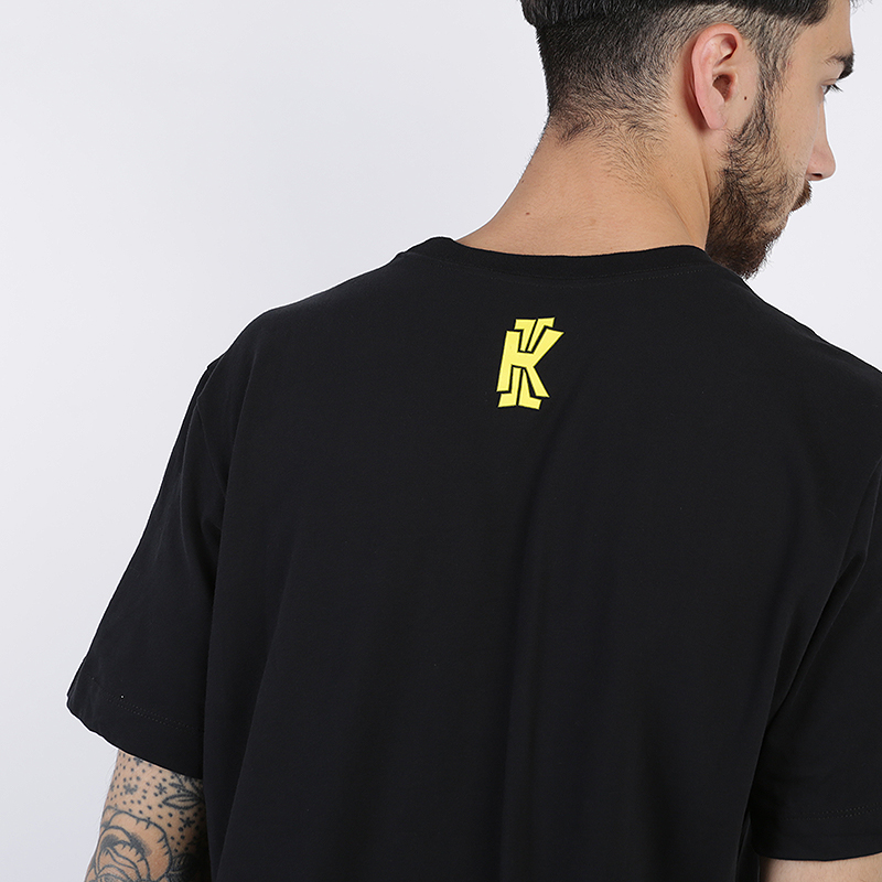 мужская черная футболка Nike Kyrie Dri-FIT “SpongeBob” CD0947-010 - цена, описание, фото 4